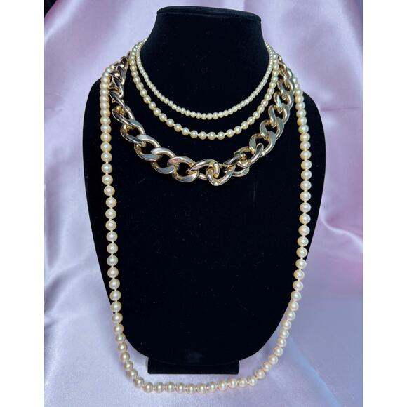 Vintage Pearl & Gold-Tone Chain Necklace Set – Statement Elegance - Picture 1 of 1